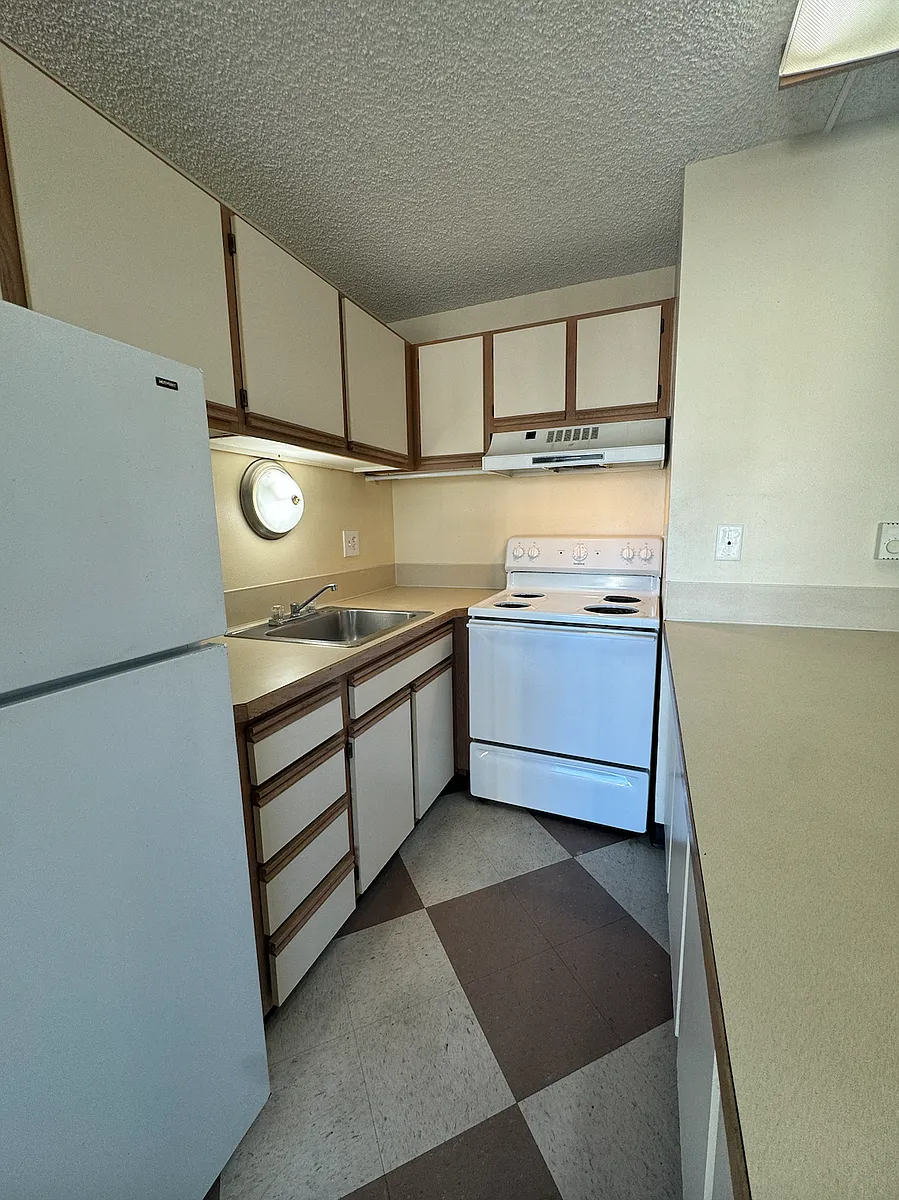 Building Photo - 4135 11th Ave NE #7006