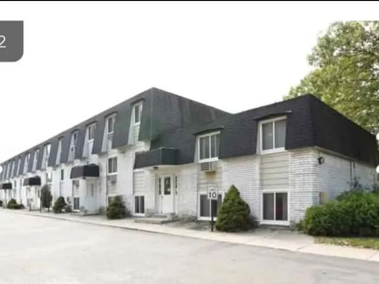 30043 Beechwood St #1 — Photo 1