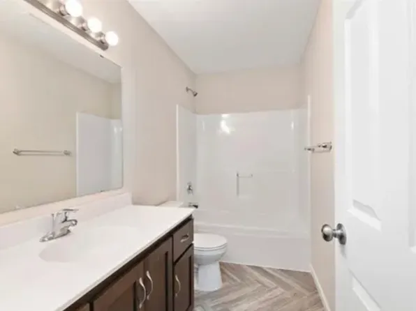 25592 5th St W, Zimmerman, MN 55398