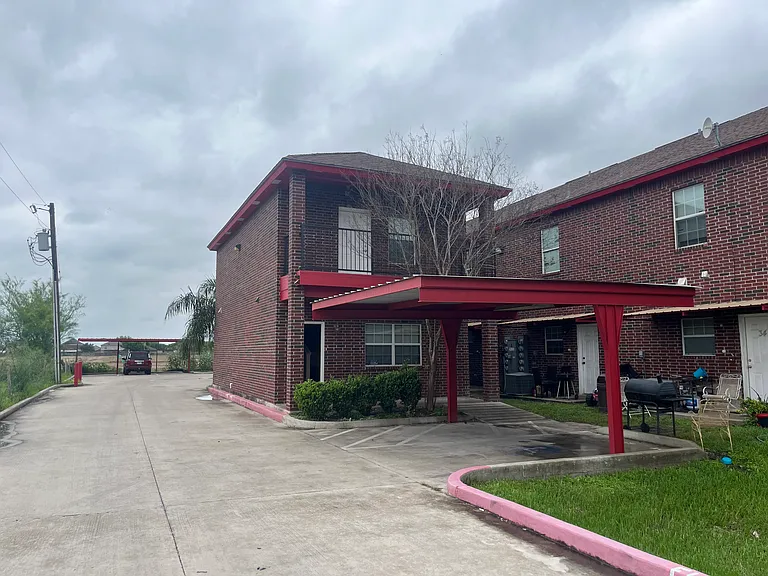 R & N PROPERTIES LLC — Photo 24