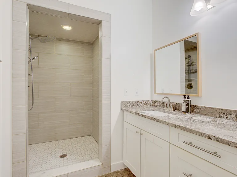 1300 Batavia Ave #2 — Photo 30