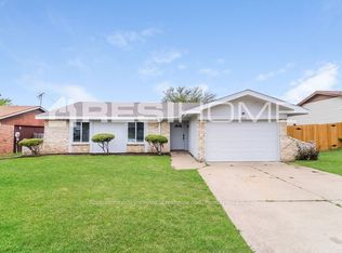 8016 Southbrook Cir, Fort Worth, TX 76134