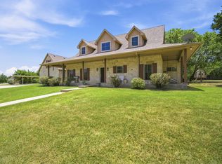1201 N Oak Branch Rd, Waxahachie, TX 75167