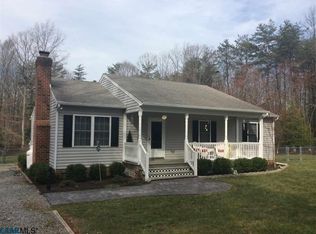 1637 Buckner Rd, Bumpass, VA 23024