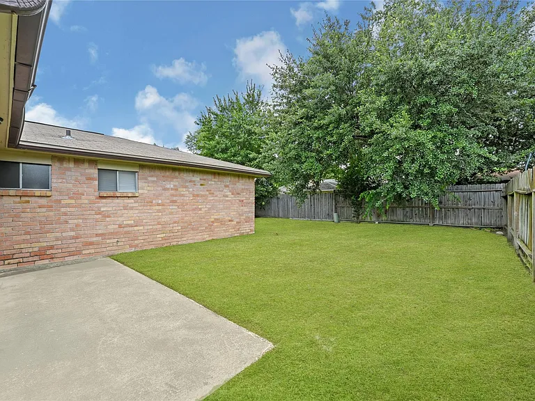 7310 Kite Hill Dr — Photo 19