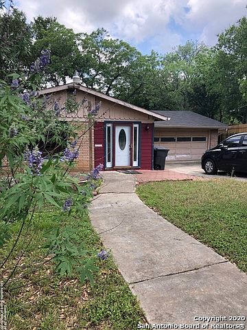 1st image of 410 Glenarm Pl