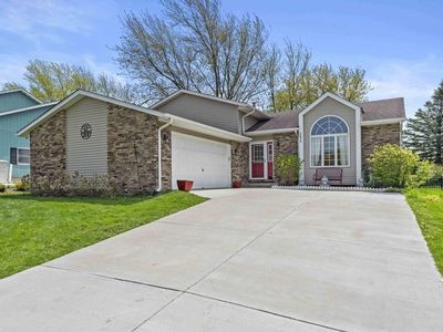 1275 Brandywine Rd, Crown Point, IN, 46307