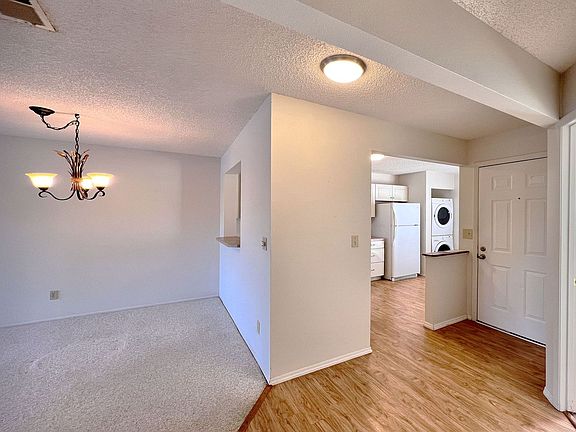 3rd image of 1702 Garden Lake Dr