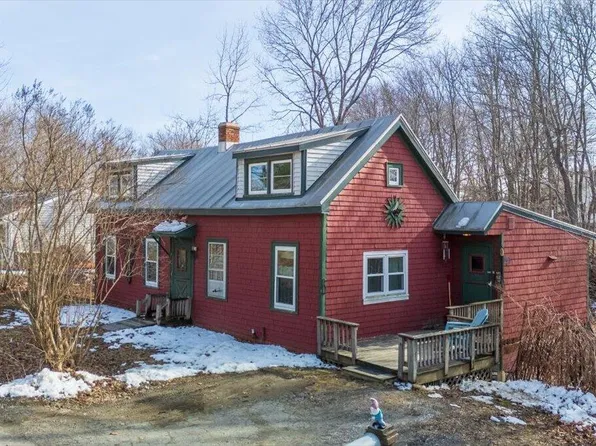 40 Admontem Avenue, Rockland, ME 04841