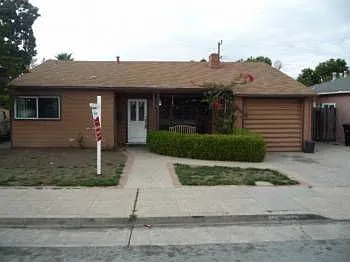 1333 Royal Ave photo 1