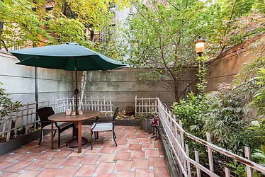 Sold by Nest Seekers International