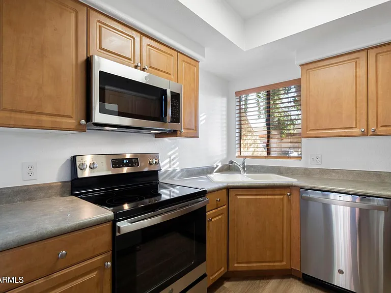 7008 E Gold Dust Ave #103 — Photo 3