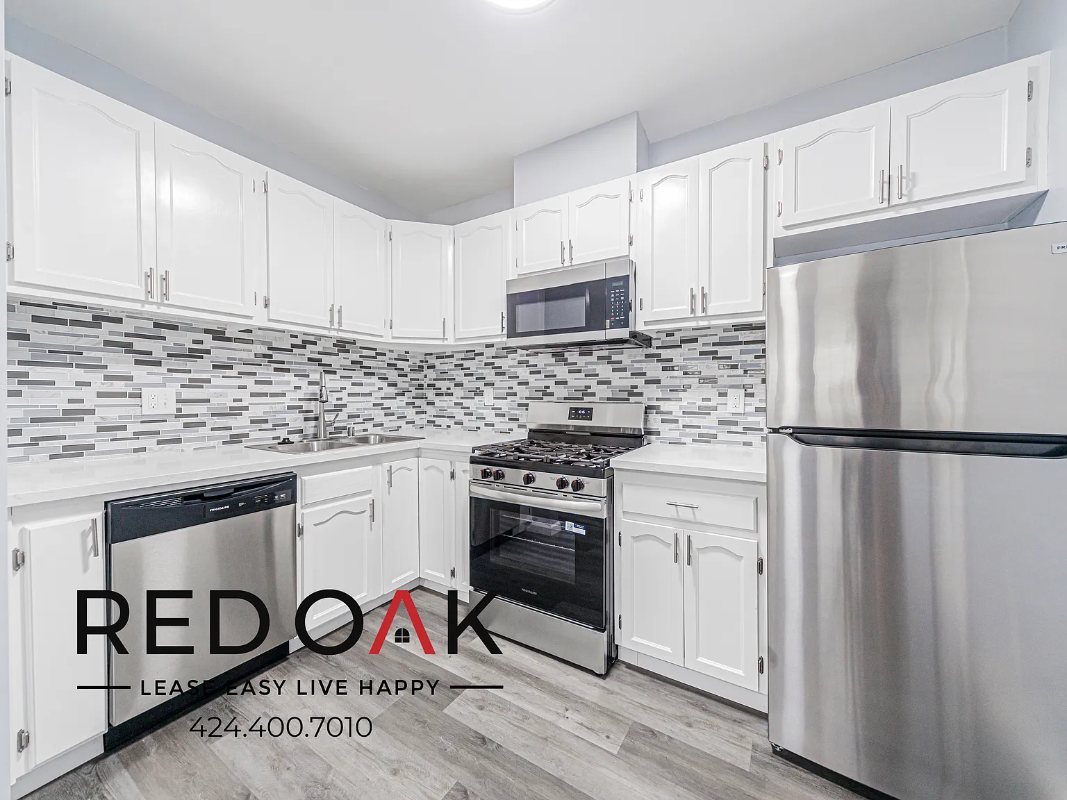 Modern Two Bedroom with Lots of Natural Light and Included Parking ~ Just Outside Harvard Heights! — Photo 2