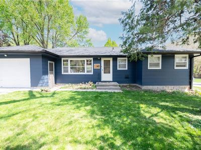 1411 NW 78th St, Clive, IA, 50325