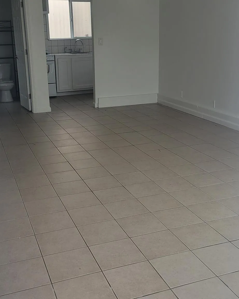 Studio, 400 sqft, $1,150 — Photo 4