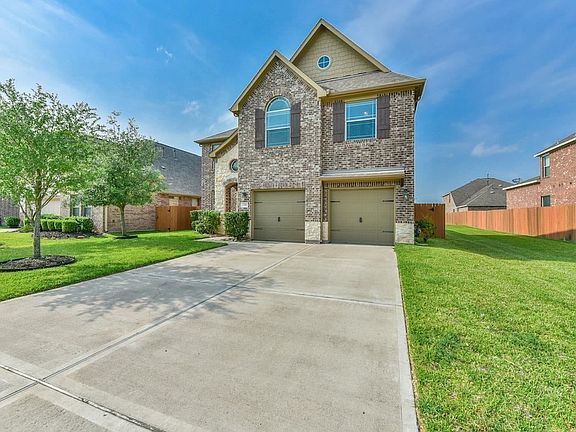 2nd image of 17310 Aldenwilds Ln