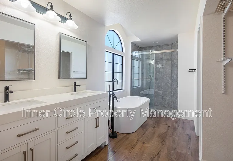 512 Bluerock Dr — Photo 25