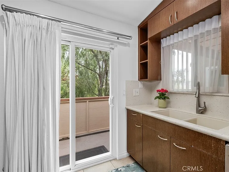 5235 Box Canyon Ct — Photo 13