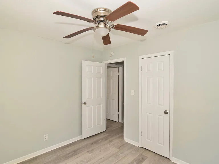 3613 Alene Cir — Photo 18