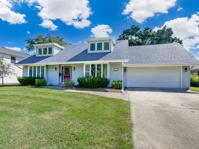 1565 N Summit St, Wheaton, IL, 60187