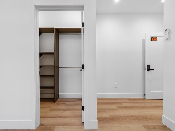 5th image of 3917 Inglewood Blvd #1-F