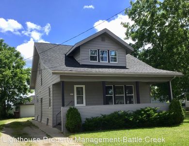 359 Lakeview Ave, Battle Creek, MI, 49015