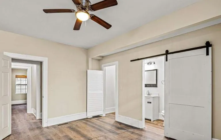 684 S Elizabeth Pl NW — Photo 12