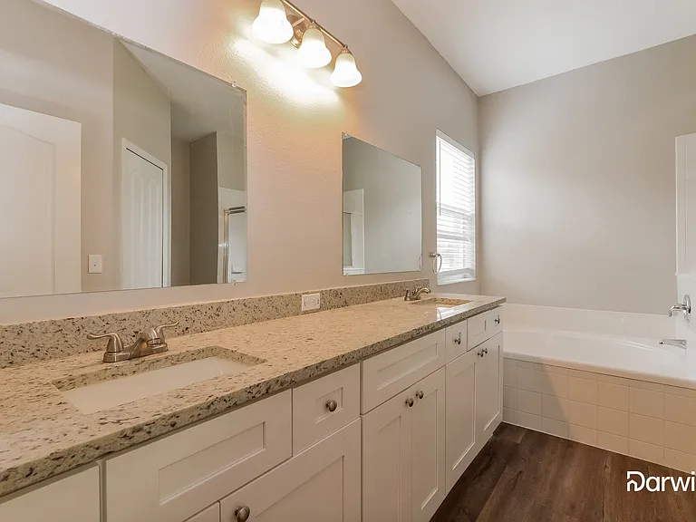 12712 Aleguas Ln — Photo 8