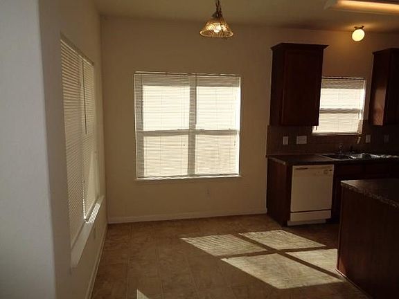 5th image of 2735 Orchard Creek Ln