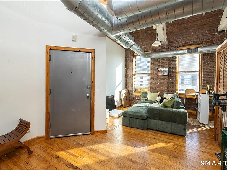 325 Lafayette St #1302 — Photo 12