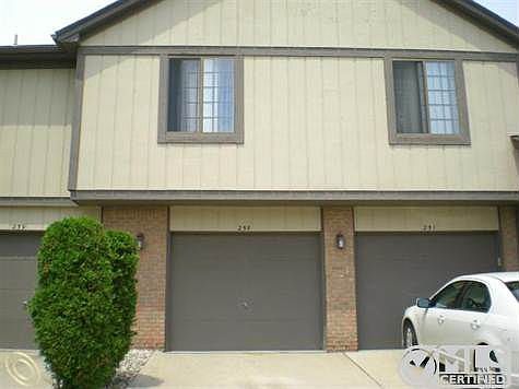 Rear View w Garage.jpg
