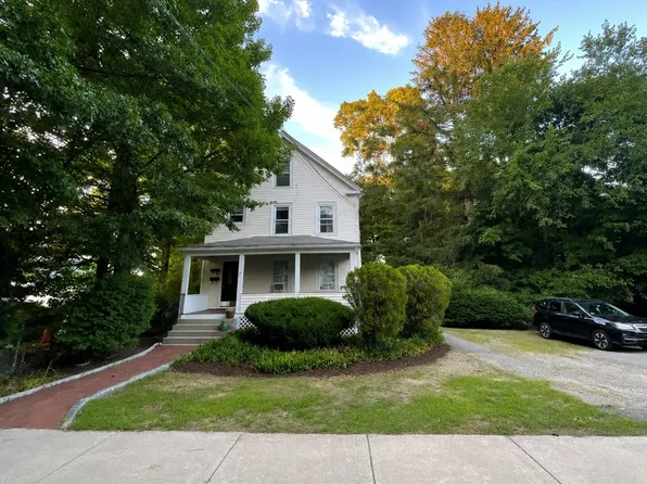 24 Esty St, Ashland, MA 01721