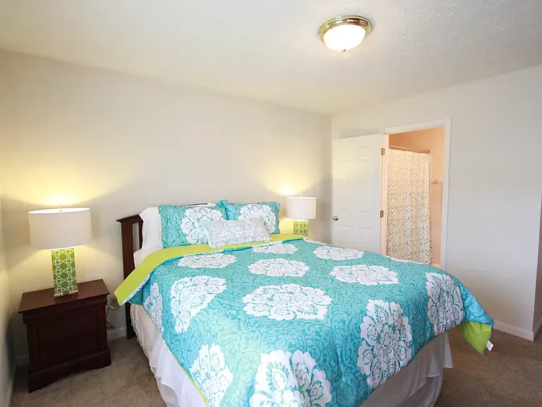 Providence Hill Apartments — Photo 9