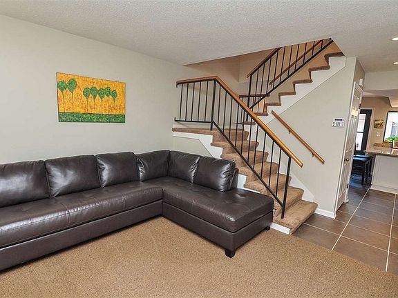 4th image of 4789 Park Ave