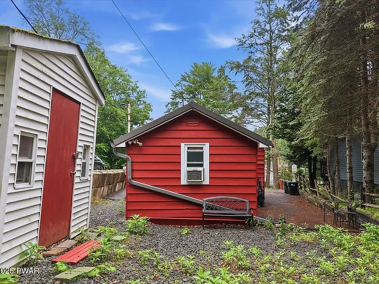 107 Apple Dr — Photo 15