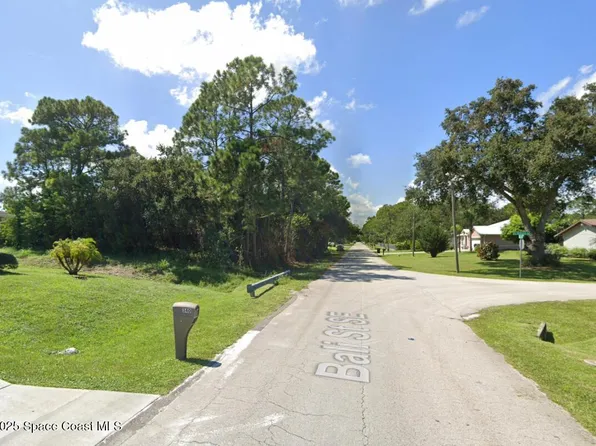 330 Bali St SE, Palm Bay, FL 32909