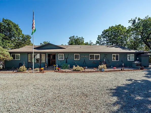 332 Rene Dr, Shady Cove, OR 97539