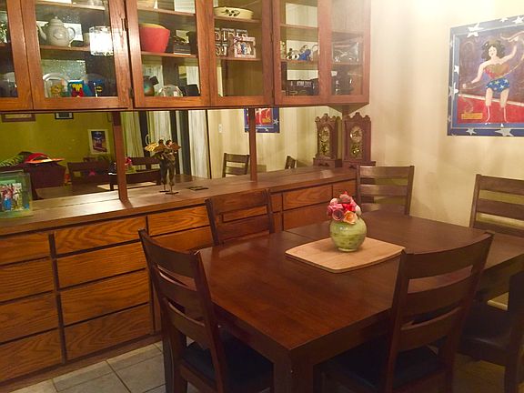 Dining room with built 