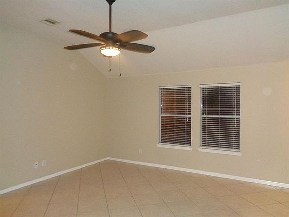 4th image of 19702 Byron Meadows Dr