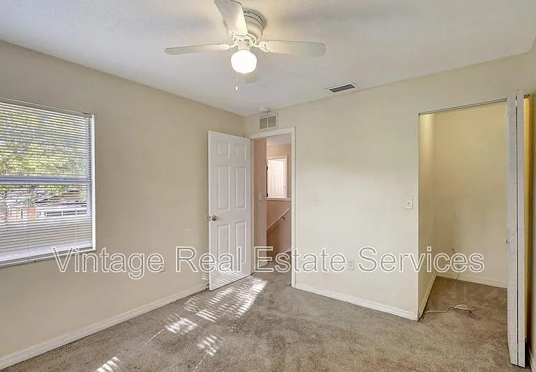 720 Newton Ave S — Photo 8