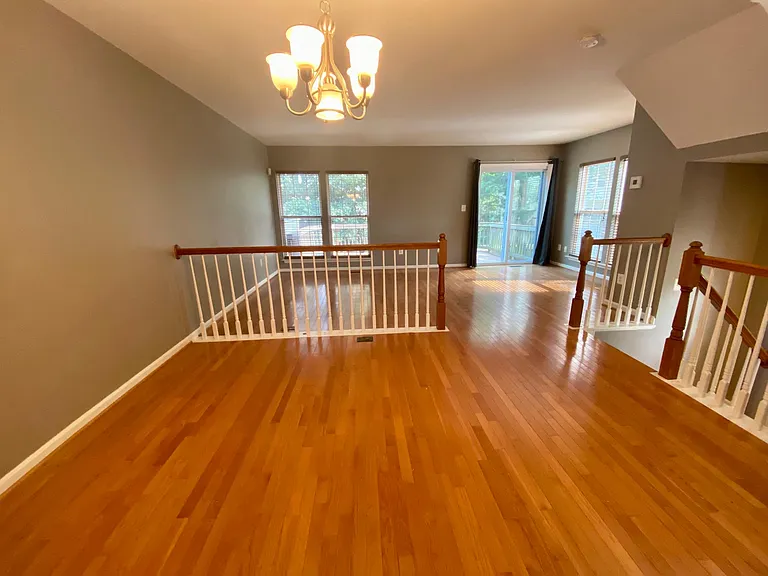 12081 Country Mill Dr — Photo 7