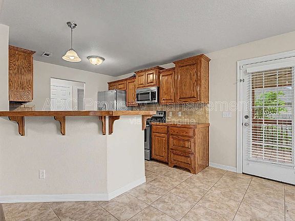 4th image of 3558 W Clearwood Dr