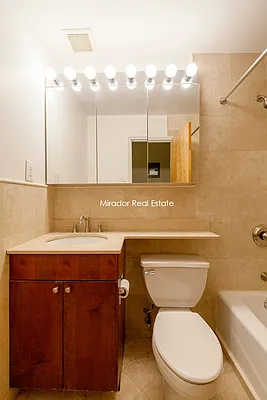 Rented by Mirador Real Estate | media 21