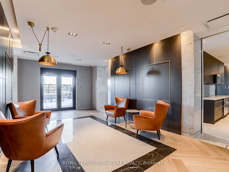 330 Richmond St W #811 — Photo 26