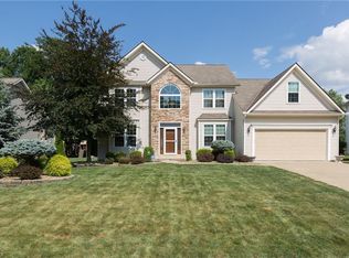 1262 Freeport Dr, Medina, OH