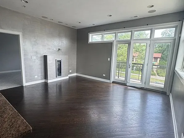 7200 W Palmer St Unit 2SE, Elmwood Park, IL 60707