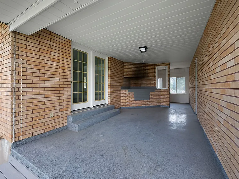 11044 S Temple Dr — Photo 28