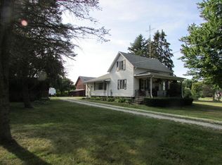 7368 Holden Rd, Stevensville, MI 49127