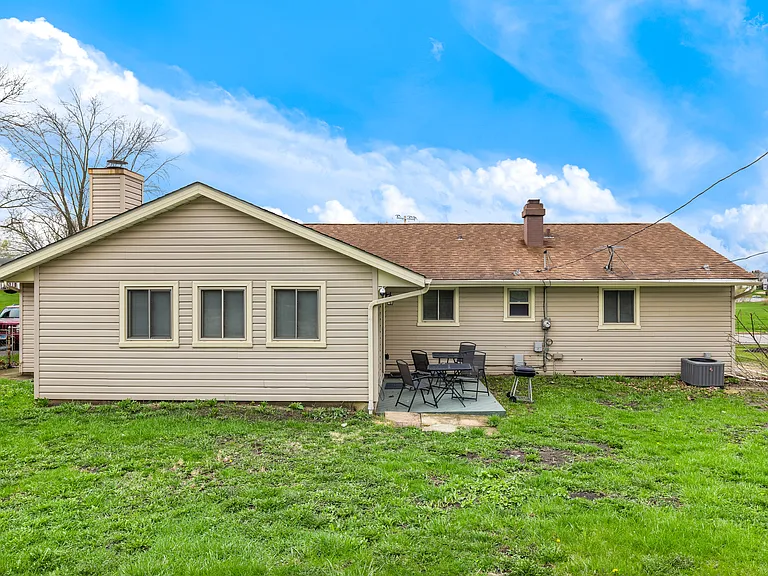 119 W Green Meadows Blvd — Photo 23