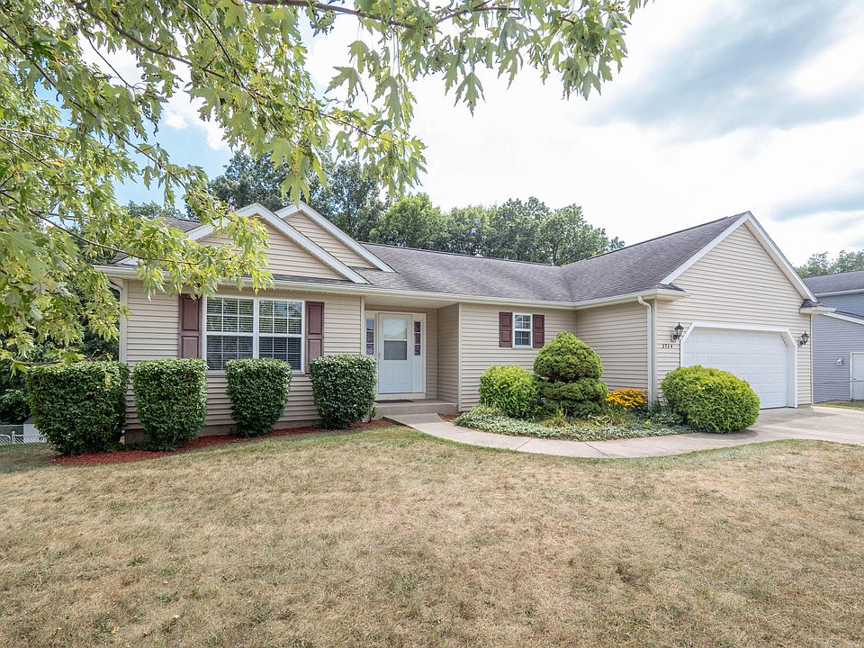 1st image of 3734 Pristine Ave